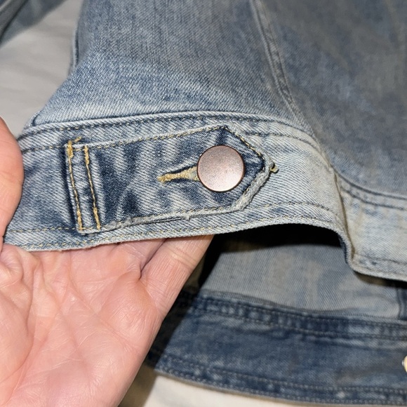 Treasure and Bond Denim Jacket size medium - Picture 6 of 9